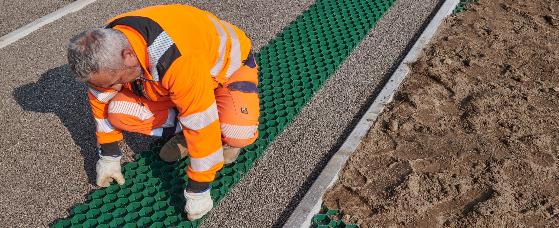 Salvaverde project: Green parking for urban heat island mitigation, Brescia, Italy